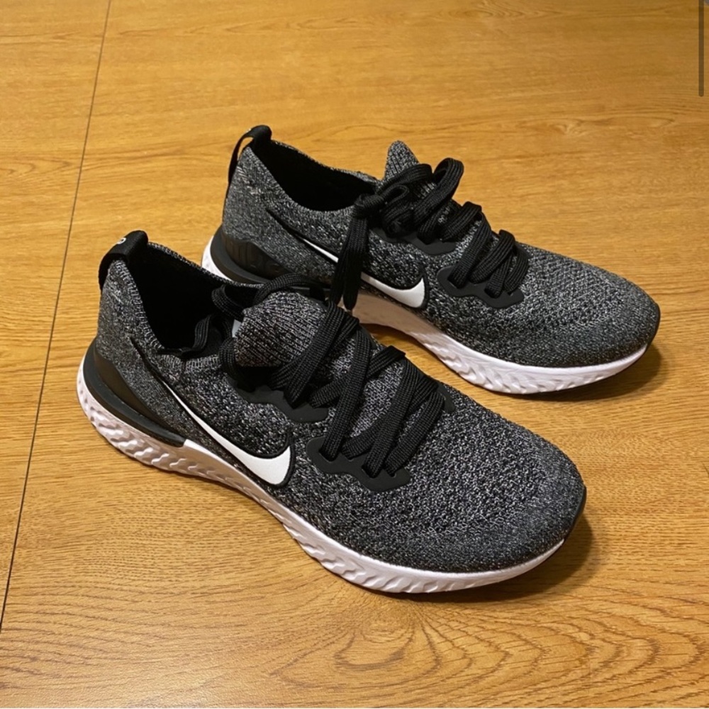 NWT Nike Epic React Flyknit 2